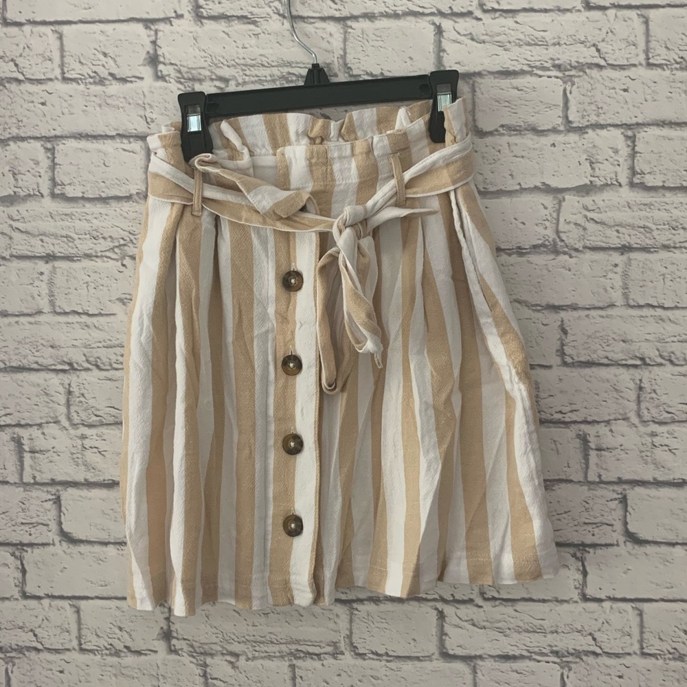 Hollister Skirt